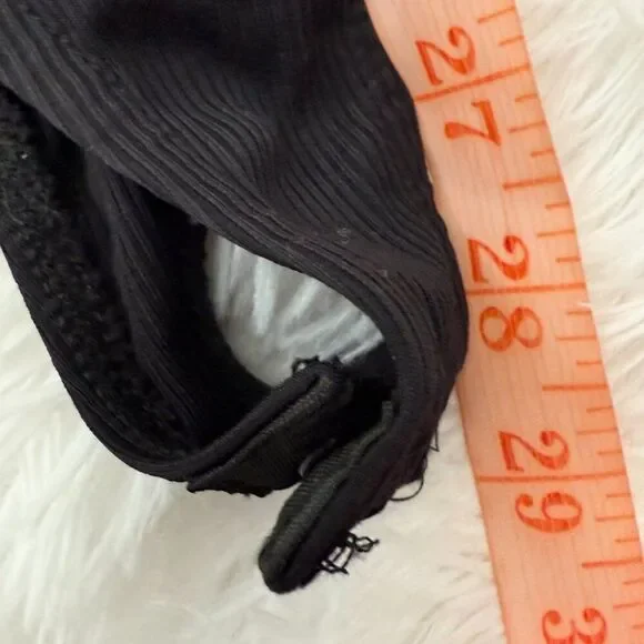 Women Zara Solid Ruched Crew Neck Bodysuit in Black Size Medium - Picture 4 of 8